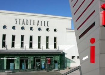 Stadthalle mit Tourist- und ServiceCenter Bad Blankenburg